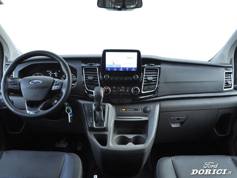 FORD Tourneo Custom 1ª s Tourneo Custom 320 2.0 EcoBlue 170CV aut. PC Sport