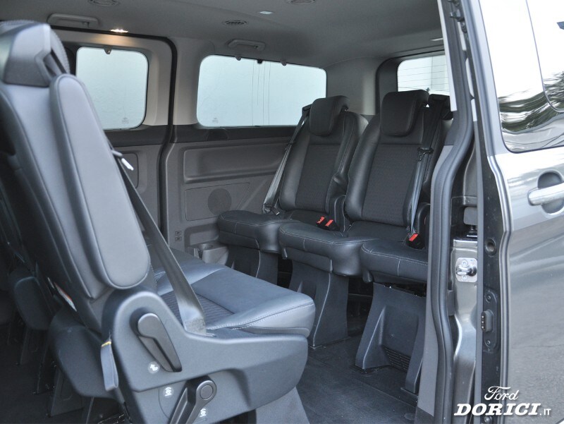 FORD Tourneo Custom 1ª s Tourneo Custom 320 2.0 EcoBlue 170CV aut. PC Sport