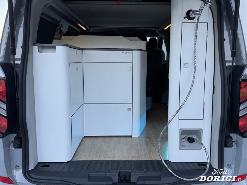 FORD Transit Custom 2ª s Transit Custom 320 2.0 EcoBlue 170CV aut. PC-TN Nugget Tit.